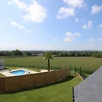 Holiday home L'oree Du Bois Livron
